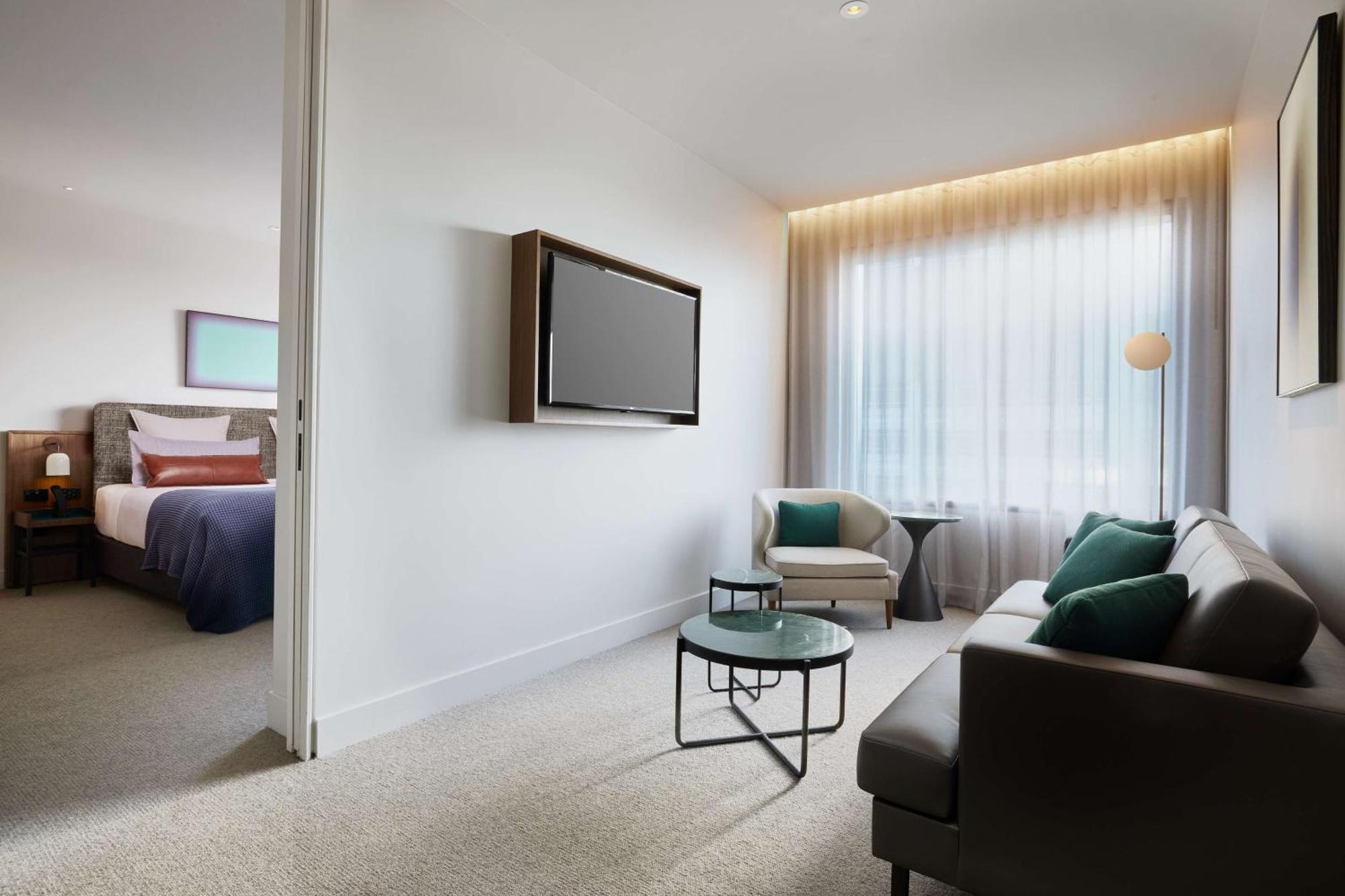 Next Hotel Melbourne, Curio Collection By Hilton المظهر الخارجي الصورة
