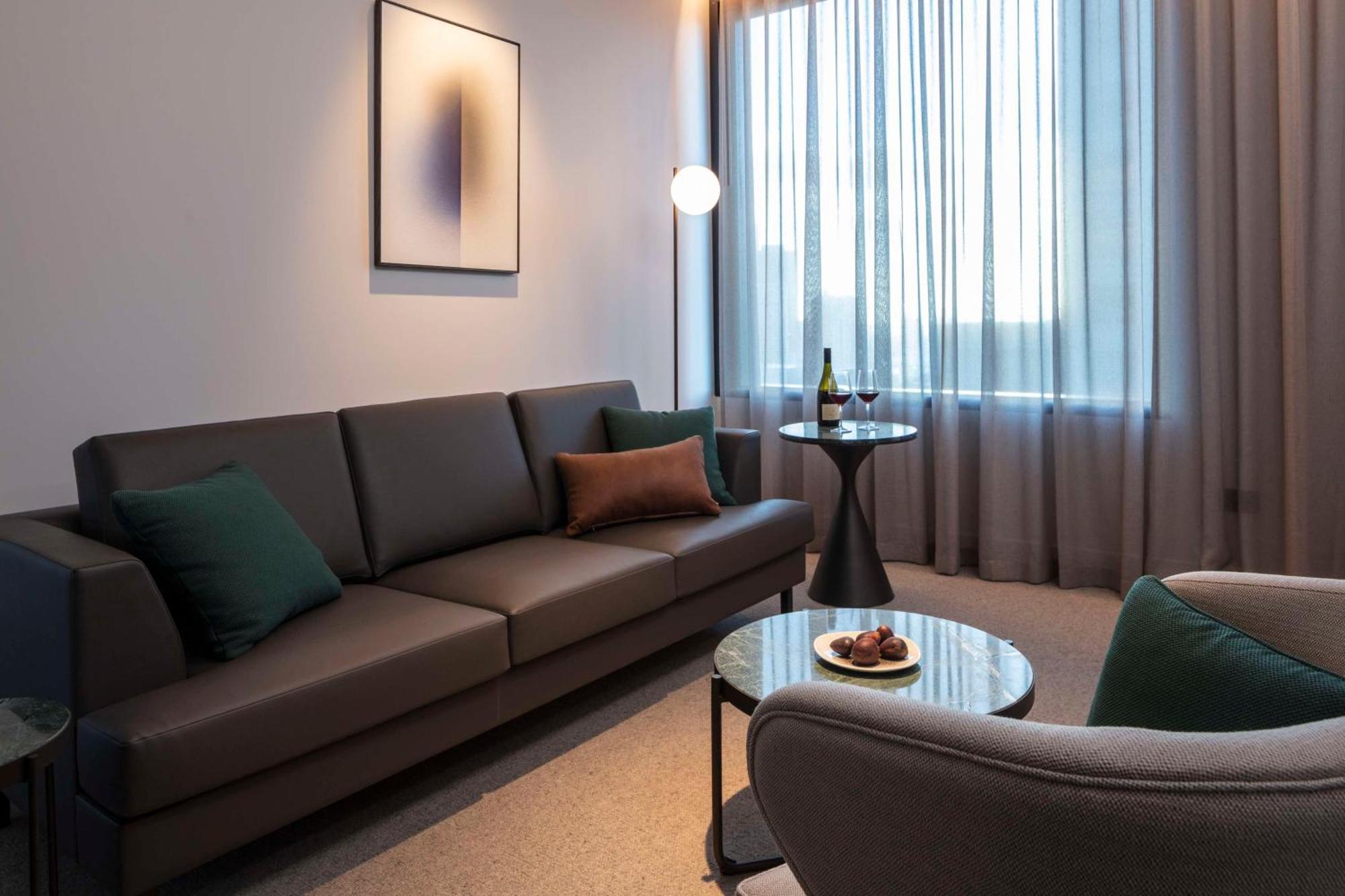 Next Hotel Melbourne, Curio Collection By Hilton المظهر الخارجي الصورة